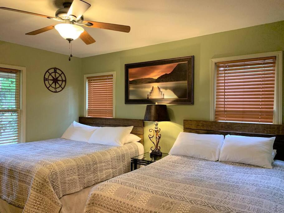 The River Haven - Sleeps 32 - On Guadalupe River 塞金 外观 照片