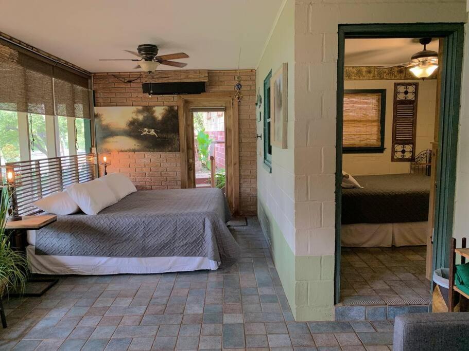 The River Haven - Sleeps 32 - On Guadalupe River 塞金 外观 照片