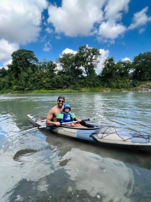 The River Haven - Sleeps 32 - On Guadalupe River 塞金 外观 照片