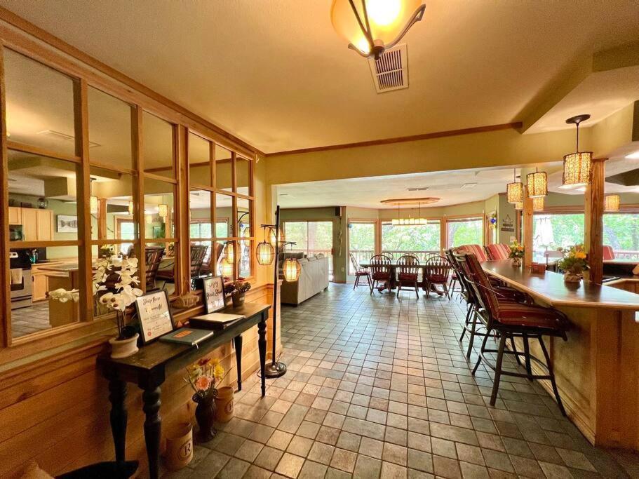 The River Haven - Sleeps 32 - On Guadalupe River 塞金 外观 照片